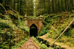 Weirding the Periphery: How Imperialism Infiltrated Our Imagination Through Fantasy